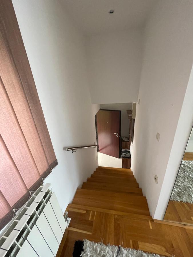 Casa Gialla Free Parking Sarajevo Esterno foto